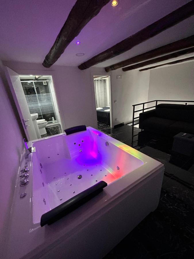 Giovanni Luxury Suites Napels Buitenkant foto
